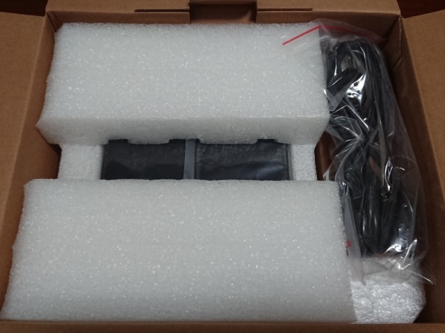 [開箱] QNAP TS-453Be 小開箱加映 QM2-2P10G1T 實測 10GbE