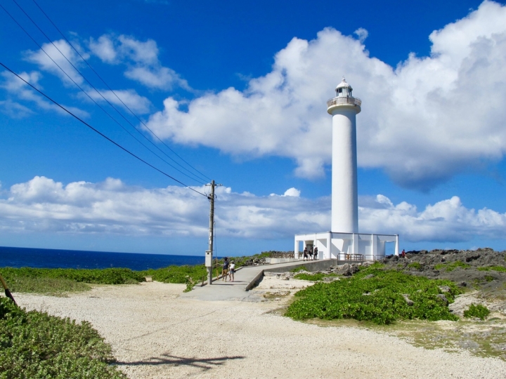 【Okinawa．走跳】人氣景點萬座毛象鼻岩、殘波岬與沖繩島料理花笠食堂
