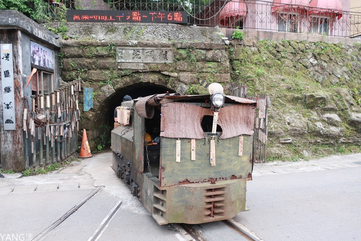 【新北】到猴硐不只要逗貓，還要搭台車入坑道體驗礦場日常
