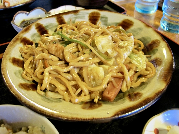 【Okinawa．走跳】人氣景點萬座毛象鼻岩、殘波岬與沖繩島料理花笠食堂