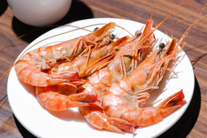 台中天津路美食 | 黃金張老甕東北酸菜鍋  承襲古法以陶甕醃製酸白菜  天然發酵的酸  柔和極致