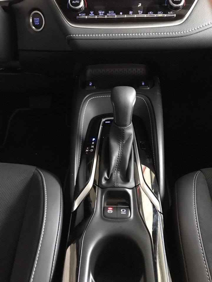 Toyota Auris 鄉民大鵬灣試駕