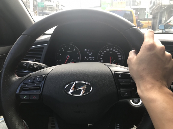 《Hyundai一試千金》ELANTRA SPORT試乘-熱血家用兩相宜