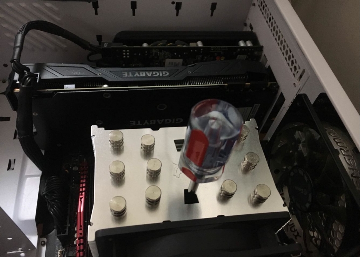 [開箱] 2600x+aorus x470+ADATA3200 +海盜船 小測試