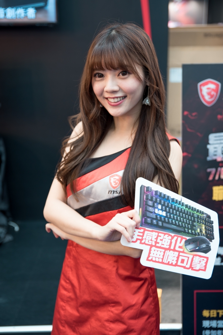 [D750+TAMRON 24-70 G2 ] 2018 台北多媒體展 show girls