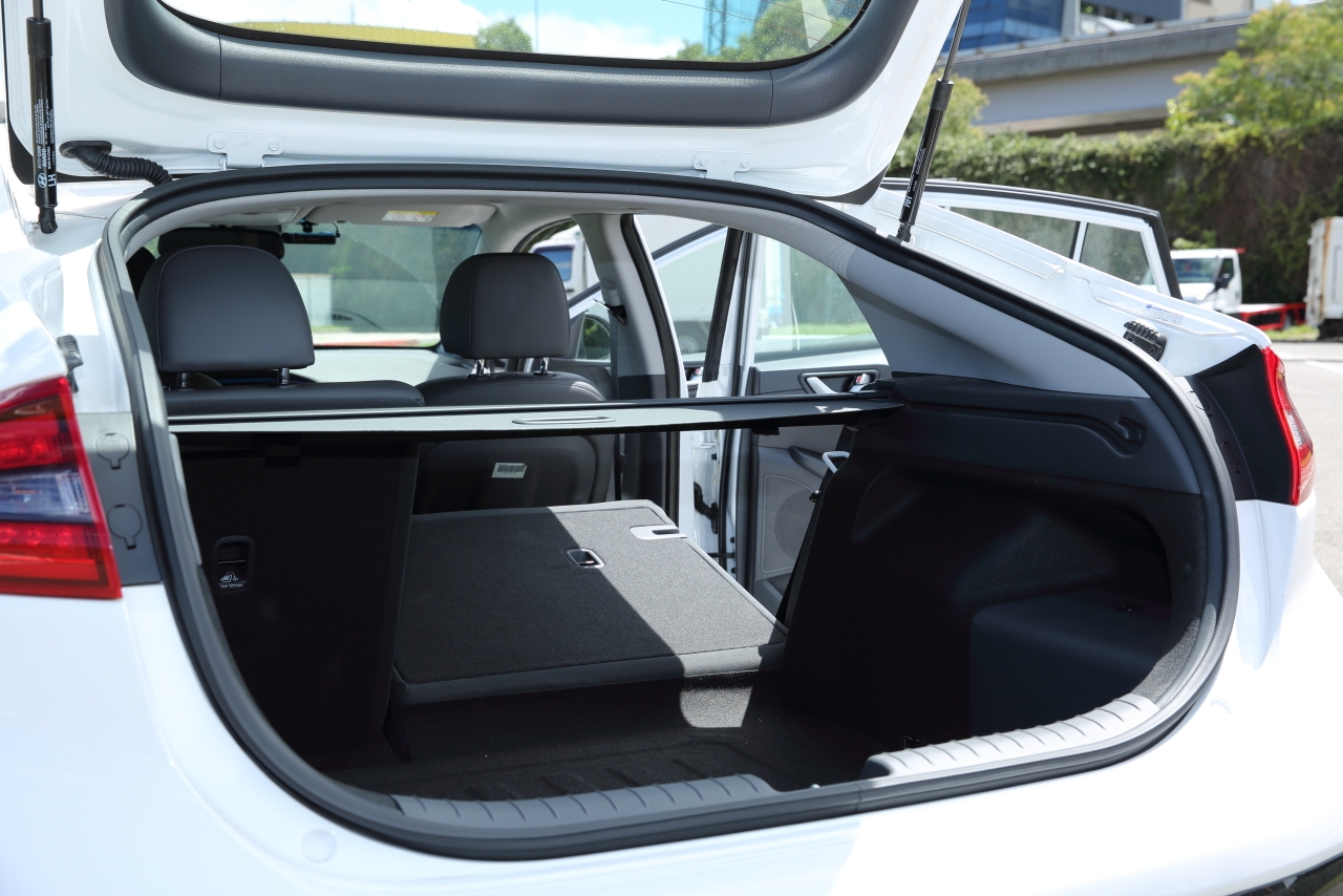 自己的風格 自己創造---《Hyundai一試千金》Hyundai Ioniq Hybrid 試駕心得