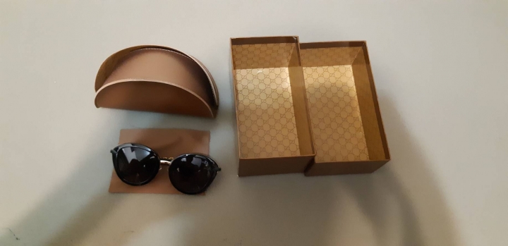 換物app換到gucci太陽眼鏡真假問題