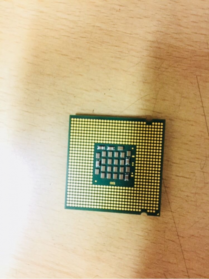 有人知道這兩顆cpu分別是什麼