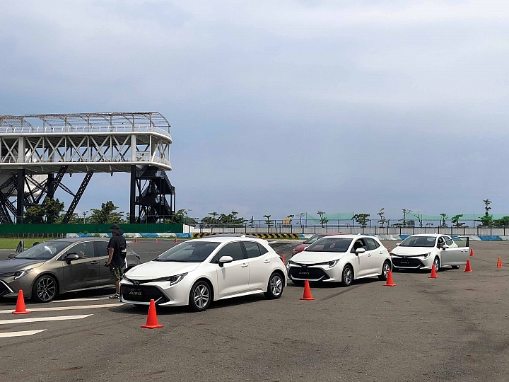 點我看大圖 TOYOTA AURIS 大鵬灣試駕心得