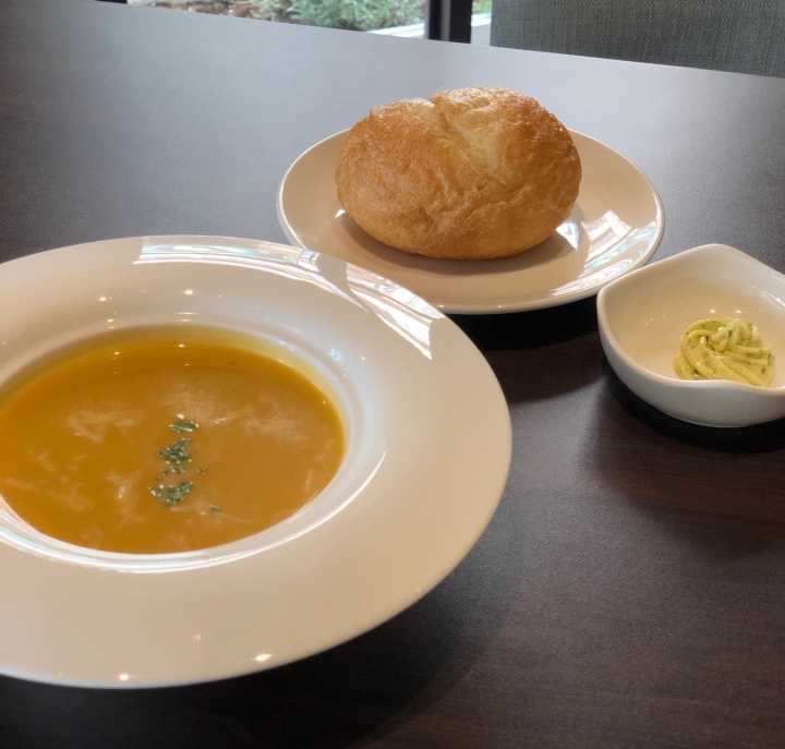 來趟文藝有品味的台中之旅//高冠咖啡餐酒館