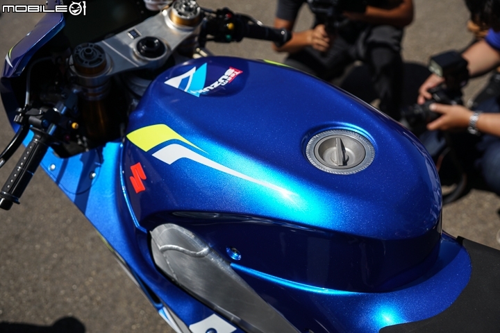 【採訪】SUZUKI MotoGP 工廠賽車 GSX-RR 到港！為 2018 台北重機展準備！