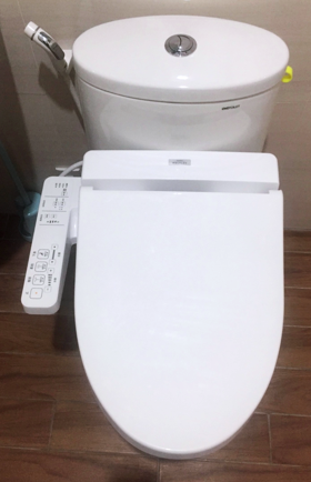家中兩台免治馬桶：凱撒TAF400、TOTO TCF6601T-S1