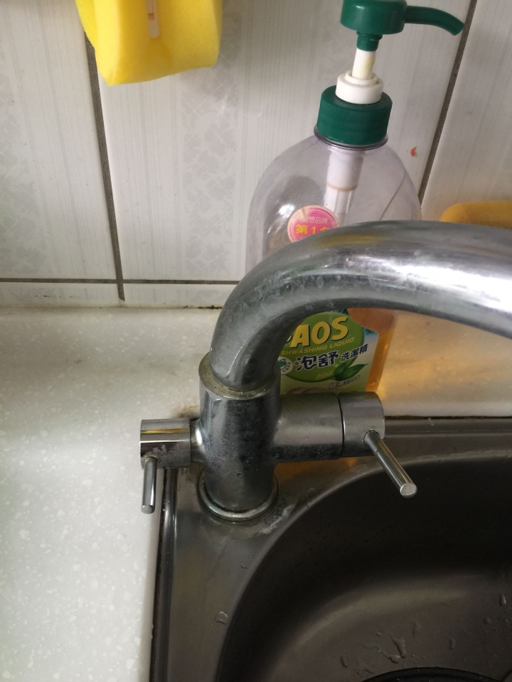 廚房濾水龍頭漏水更換