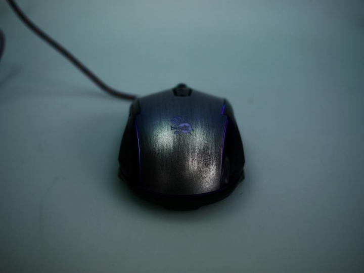 雙飛燕 P93 電競滑鼠開箱