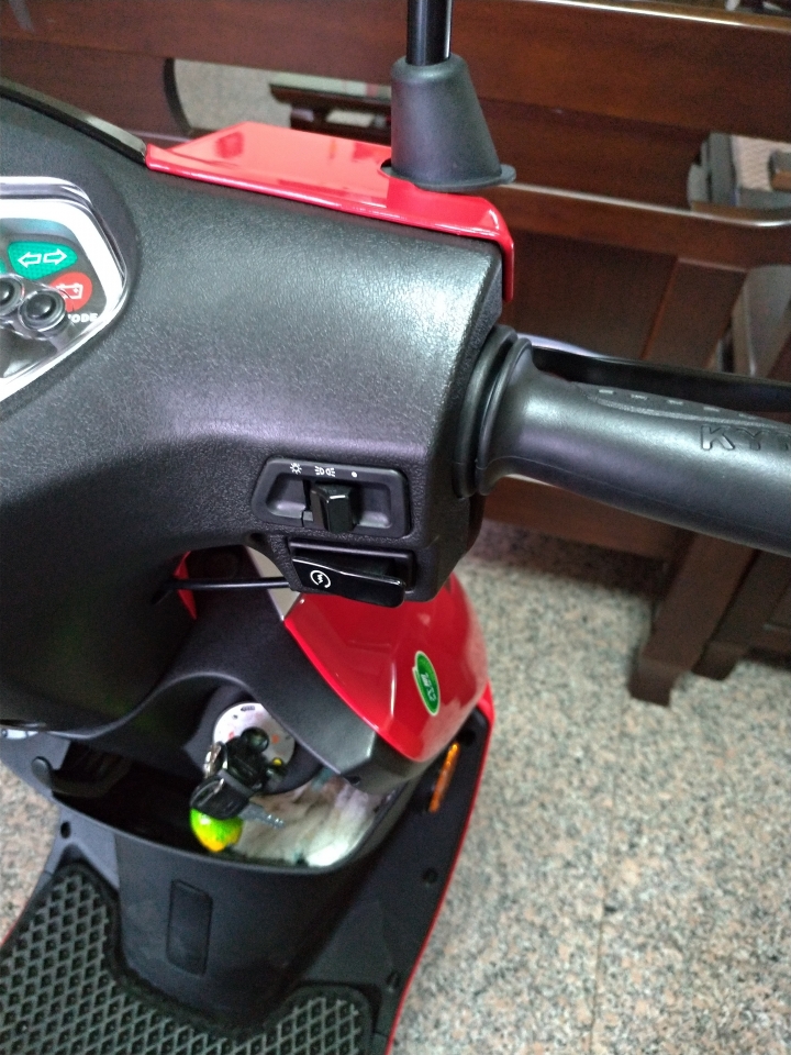 2018 VP125之不專業開箱(圖稍多)