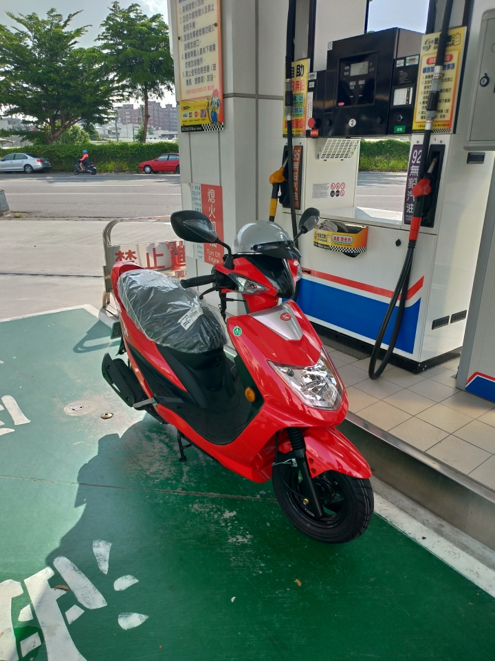 2018 VP125之不專業開箱(圖稍多)