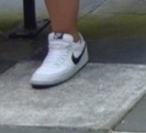 想問Nike 鞋～