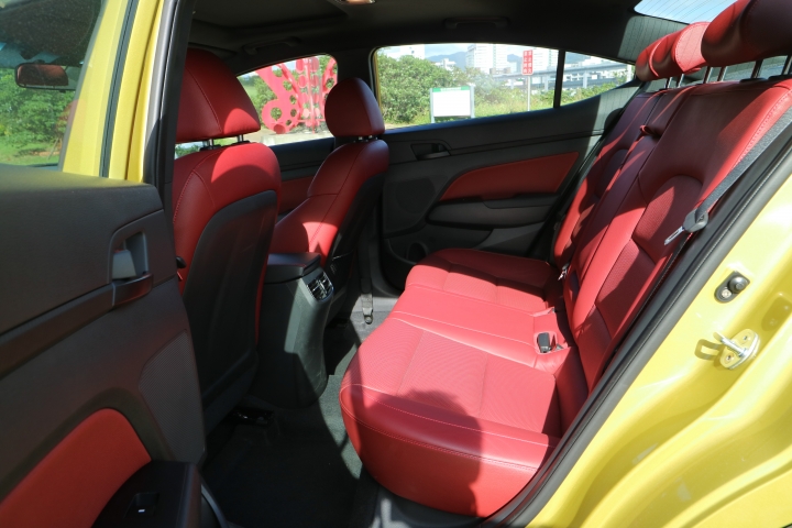 《Hyundai一試千金》ELANTRA SPORT試乘-熱血家用兩相宜