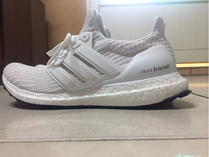求幫驗了 Ultra Boost4.0 全白第一次網路上買鞋
