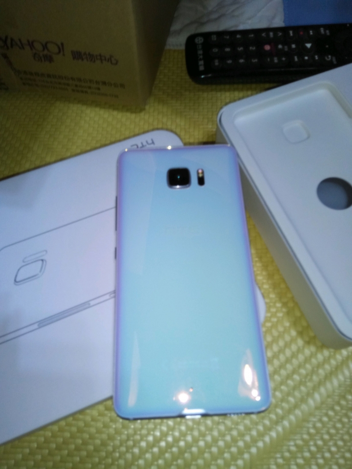 第一次買HTC牌子 U Ultra開箱