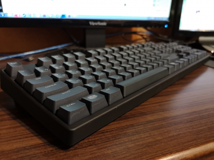 低調中帶奢華，Cooler Master MasterKeys L 銀軸 開箱分享