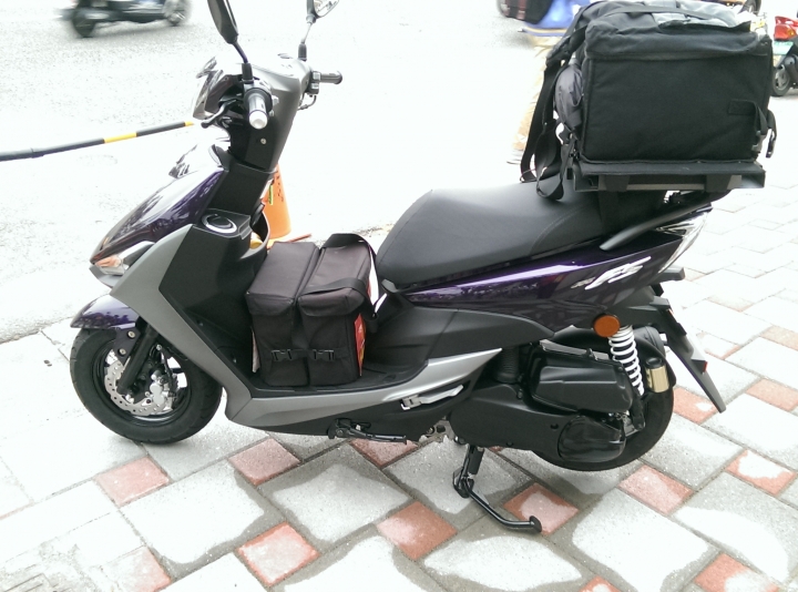 開箱 YAMAHA 五代勁戰 到手拉 包含這10來我所有過騎過 YAMAHA車系列