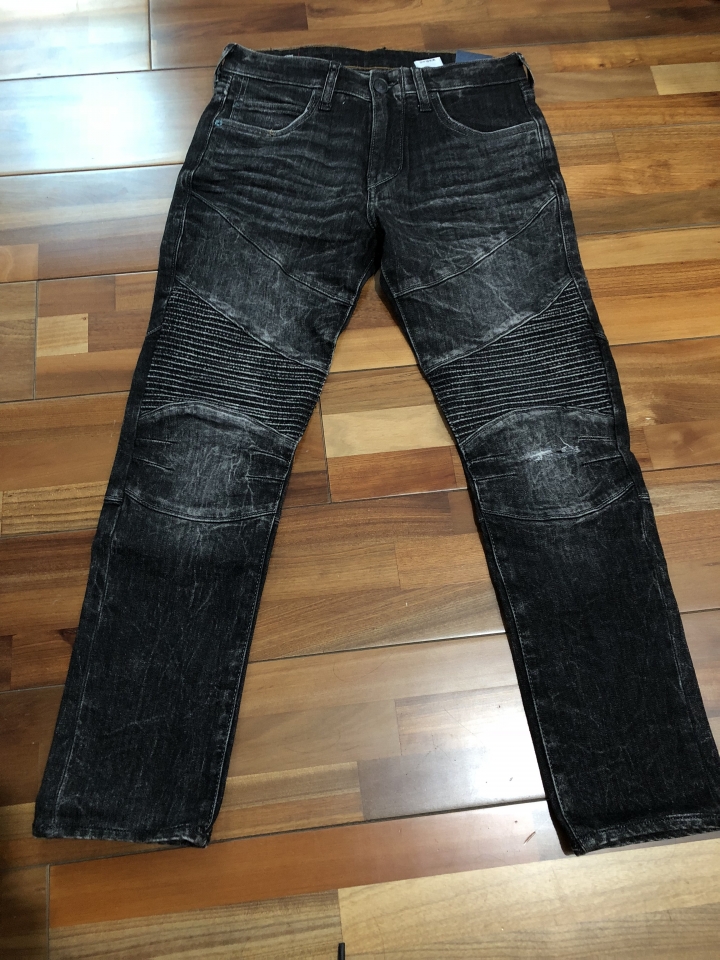 我的第一件！刷色True religion 正櫃開箱