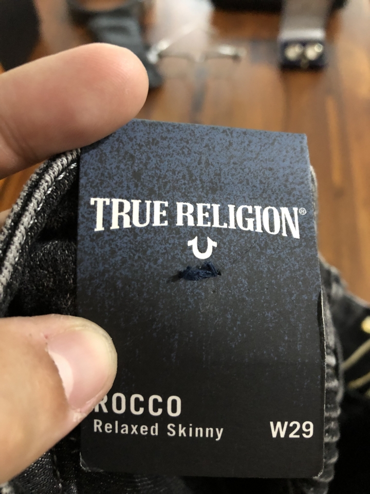 我的第一件！刷色True religion 正櫃開箱