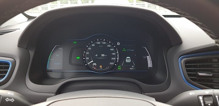 《Hyundai一試千金》千金難買早知道, IONIQ試乘心得分享