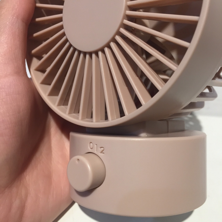[開箱]MiniPRO微型電氣大師-小風砲雙渦流循環扇((春風粉))