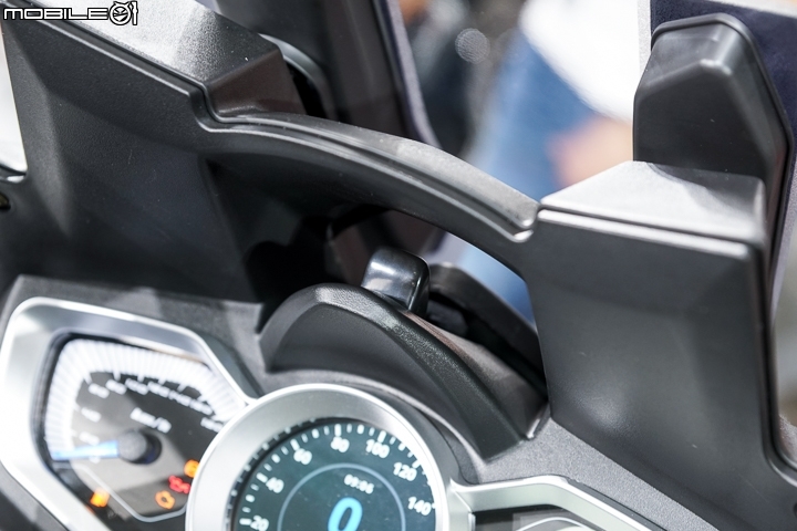 【五股重機展】刺激改款！KYMCO 光陽機車 XCITING 400S 正式登台！Downtown 350i Noodoe 儀錶板導入！