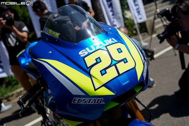【採訪】SUZUKI MotoGP 工廠賽車 GSX-RR 到港！為 2018 台北重機展準備！