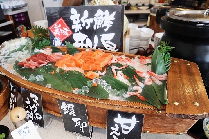 【北海道】一晚不到2000！？享受生魚片吃到飽的高級日式溫泉旅店