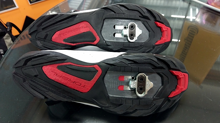 [開箱] Shimano M089卡鞋 & M540卡踏 & SH56扣片