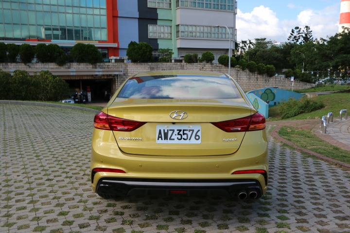 《Hyundai一試千金》ELANTRA SPORT試乘-熱血家用兩相宜
