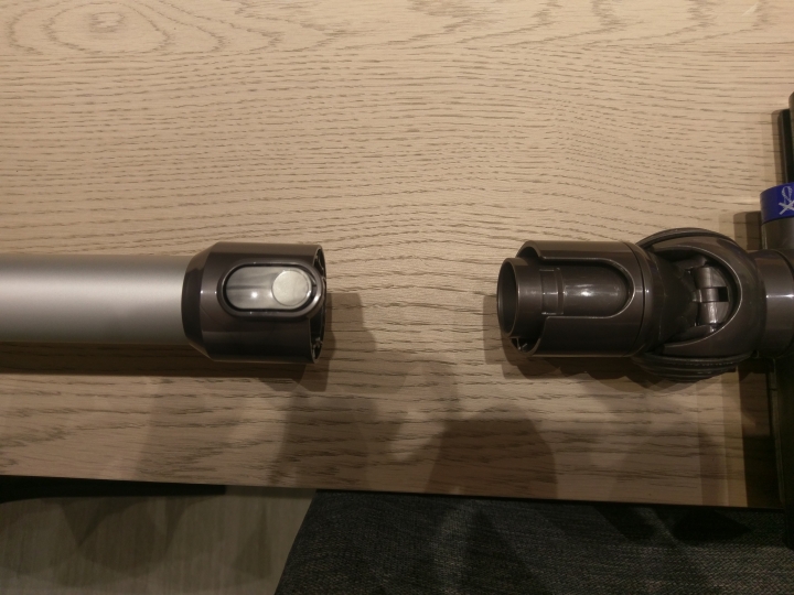 請問dyson DC61的長管轉接DS63的電動電動滾輪吸頭