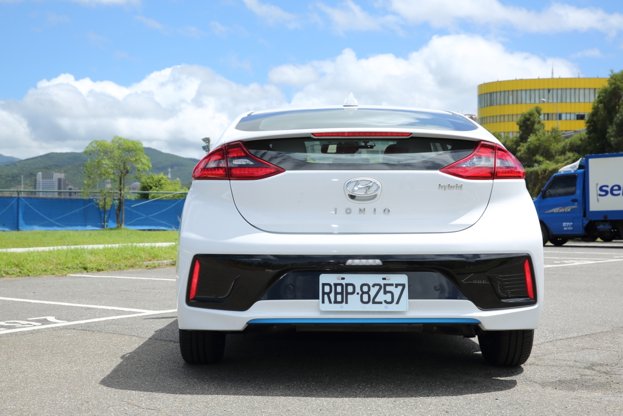 自己的風格 自己創造---《Hyundai一試千金》Hyundai Ioniq Hybrid 試駕心得