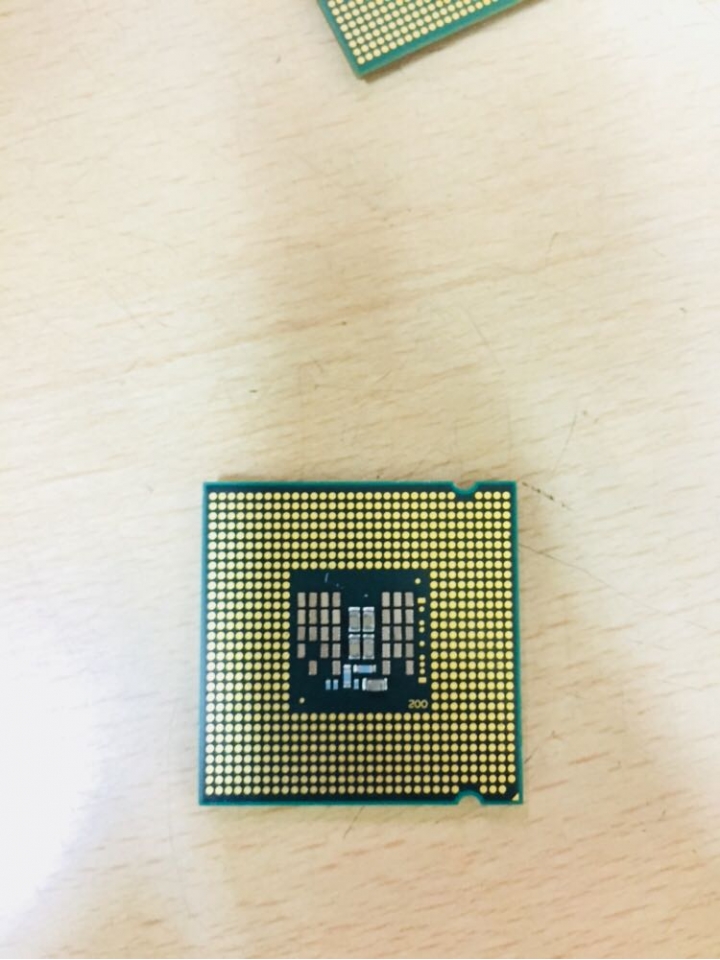 有人知道這兩顆cpu分別是什麼