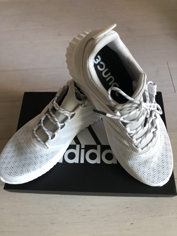 Adidas Alphabounce 潮鞋 不專業簡單開箱