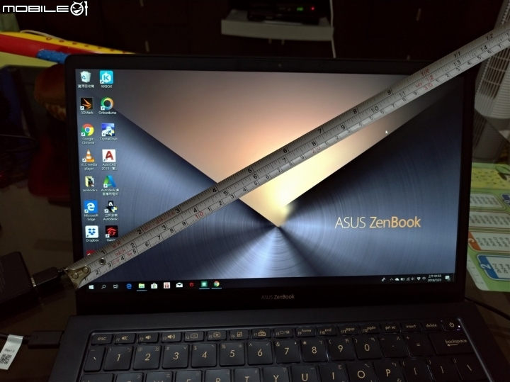【Zenbook S 開箱】S出擊，女超人也心醉