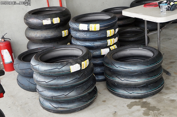 PIRELLI DIABLO ROSSO CORSA II 大鵬灣賽道新胎測試