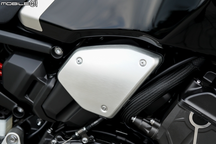 2018 Honda CB1000R 公路賽道試駕 展現極簡美學