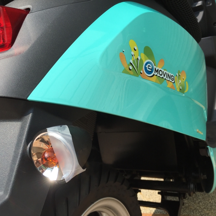 大家的後方向燈罩有掉過的經驗嗎？