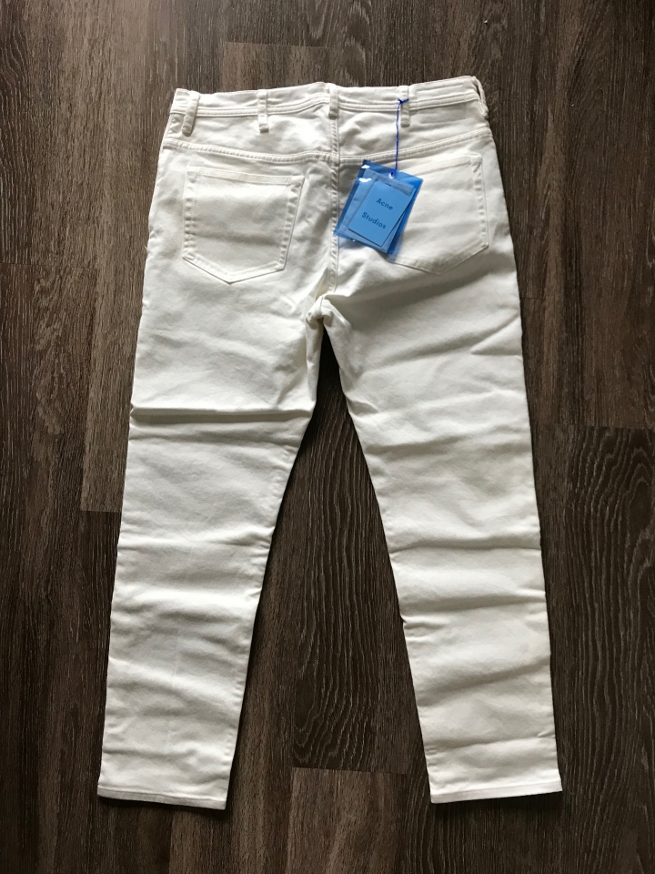 [開箱實穿] Acne Studios Blå Konst 純白牛仔褲---來自瑞典的極簡風