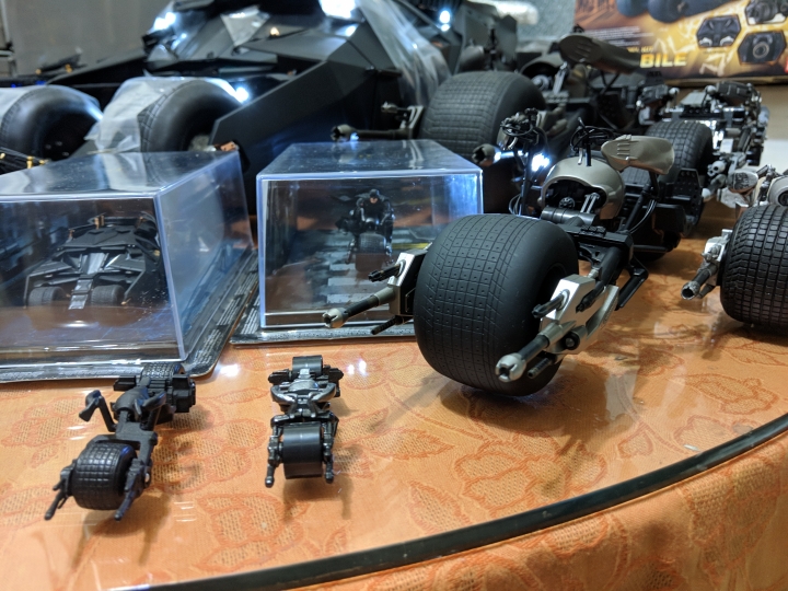 【分享】慶祝蝙蝠俠黑暗騎士10週年，batmobile(tumbler)與batpod個人收藏