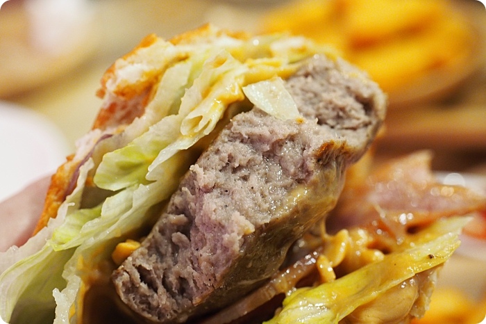 【羅東美食】J.J Burgers 美式餐廳，各式大小漢堡，好吃喔！