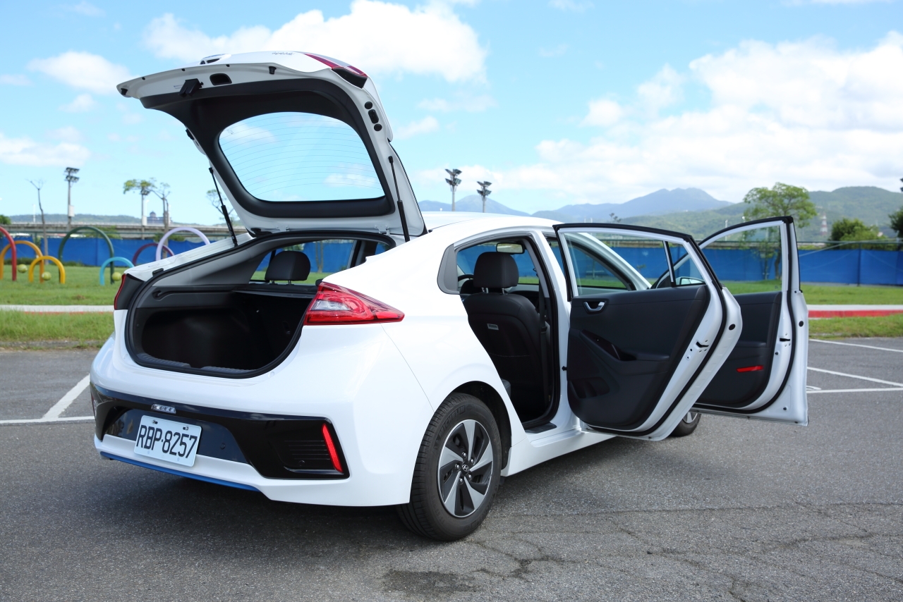 自己的風格 自己創造---《Hyundai一試千金》Hyundai Ioniq Hybrid 試駕心得