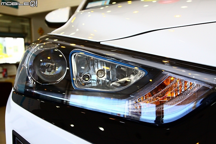 [試駕] 油電另選擇-Ioniq <Hyundai一試千金>