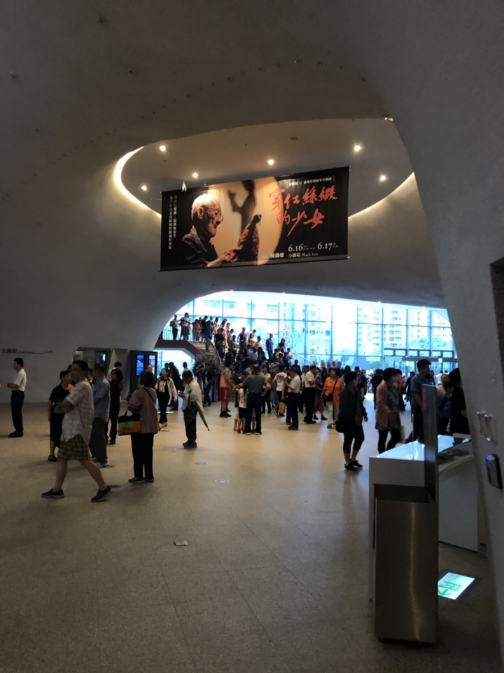 來趟文藝有品味的台中之旅//高冠咖啡餐酒館