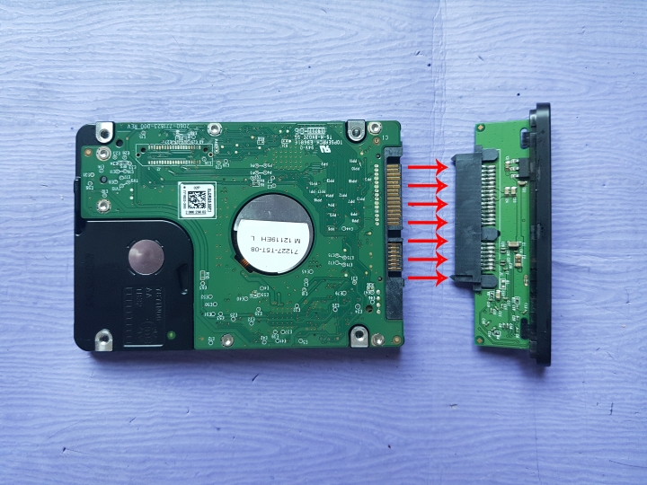 [分享] Acer aspire 5750G HDD 硬碟拆除及外接硬碟盒